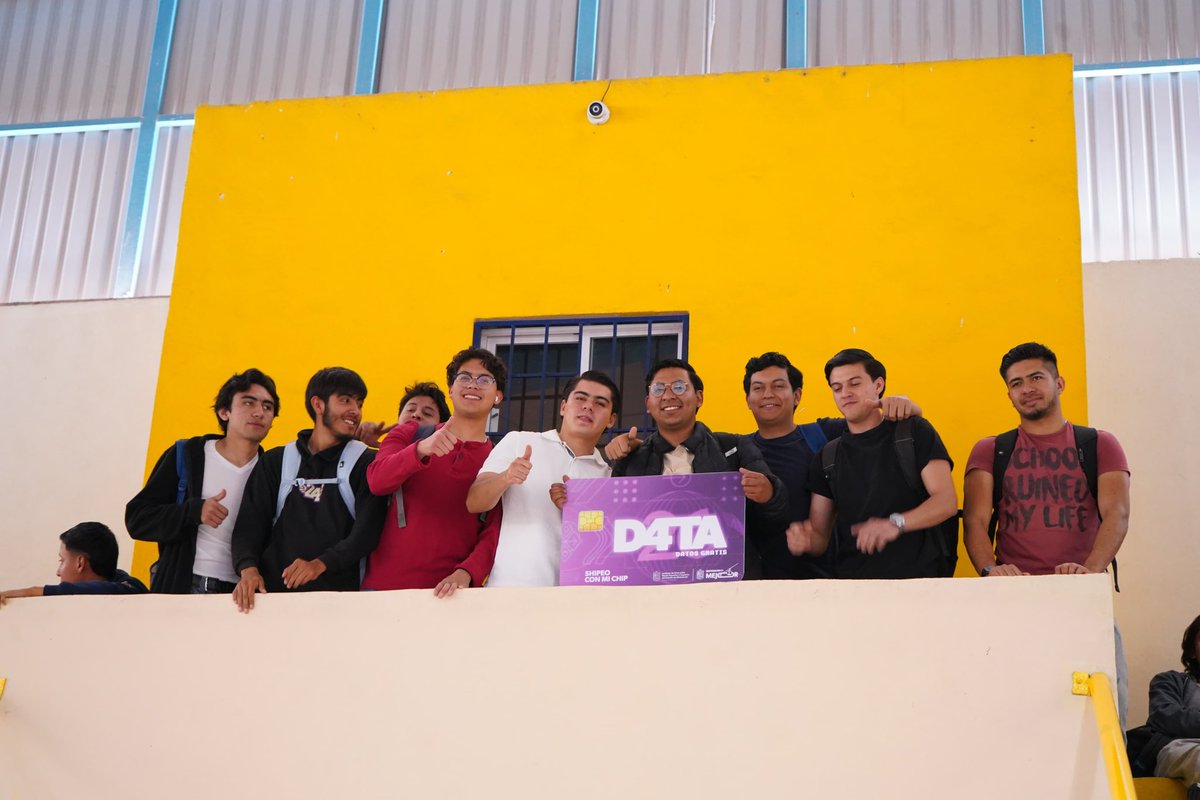 GobMichoacan's tweet photo. Estamos eliminando las barreras digitales en todo nuestro estado. Gracias al programa #DataDatosGratis, garantizamos internet gratuito para 250 mil estudiantes, sin importar dónde vivan. ¡Asegura tu conexión y fortalece tus estudios! Inscríbete aquí: 📲 https://t.co/TpheATADf1. https://t.co/uHdMFLE7uB