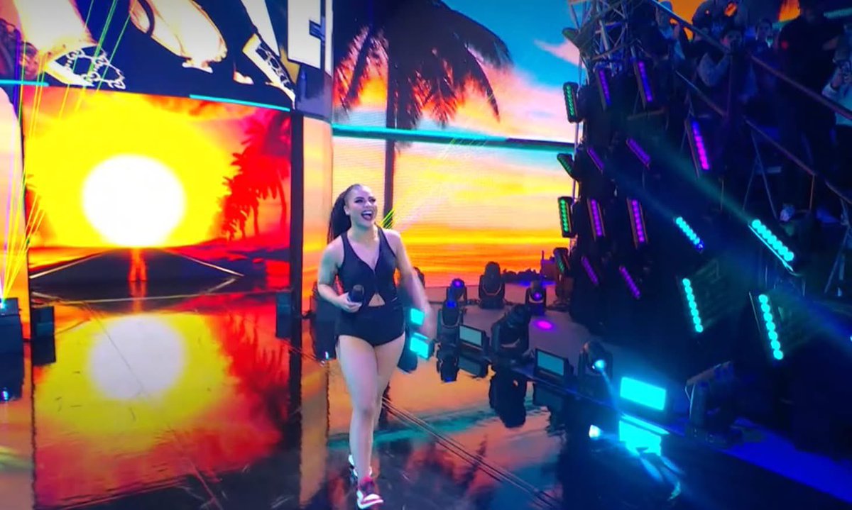 LBMedia223's tweet image. Jaida Parker interrupts Blake Monroe #WWENXT