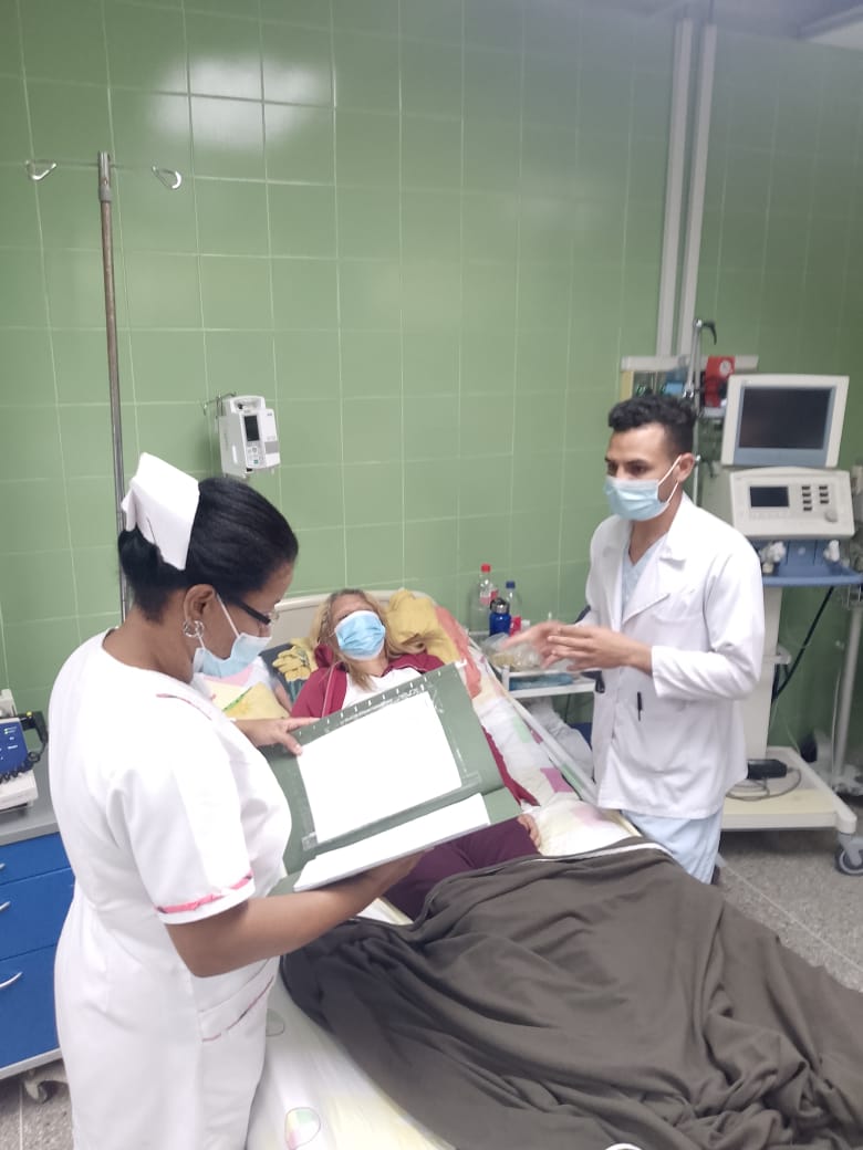 cubacooperaven's tweet image. ¡Disciplina y amor en #Carabobo! 🩺🇻🇪

✅ El equipo del CDI "Miranda" (Dres. Bravo y Rodríguez, Lics. Méndez, Ponce, Vegas y Gómez) garantiza atención integral diaria. ✅ Relevo de guardia exitoso en Terapia del CDI "Ciudad Alianza" (Lics. Ibañes y García).
#CubaPorLaVida