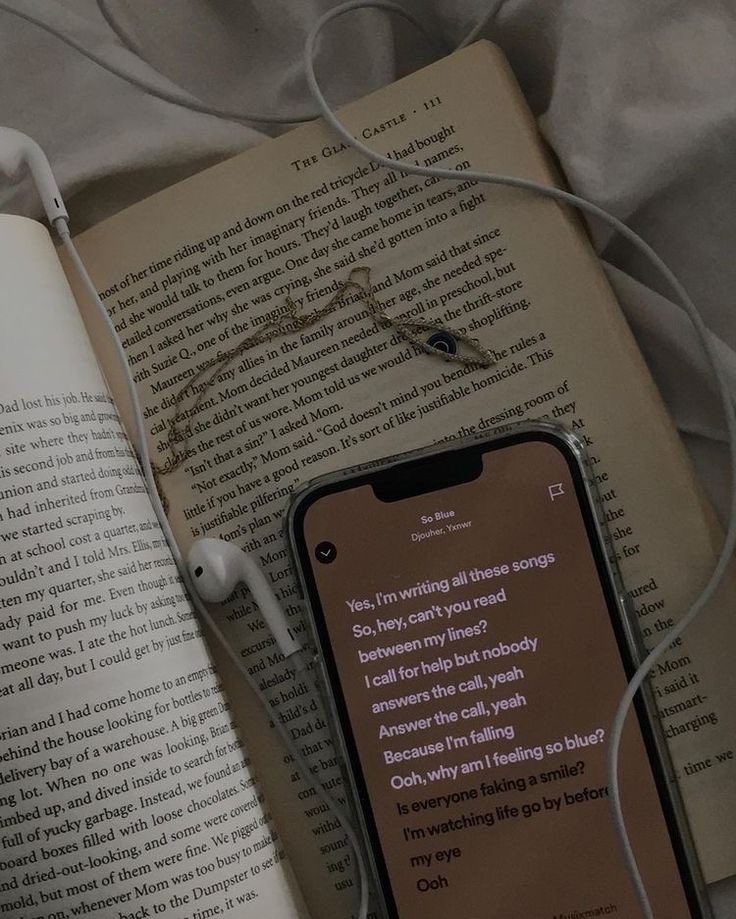 cardanjdz's tweet photo. ➷  livros lidos em 2026 📖 ✧.* .                        
                     — a thread ✬𓂃

╰ ela descobriu que os livros são uma maneira de se viver milhares de vidas diferentes – ou de encontrar forças para viver uma muito longa. https://t.co/UatIAA9APp