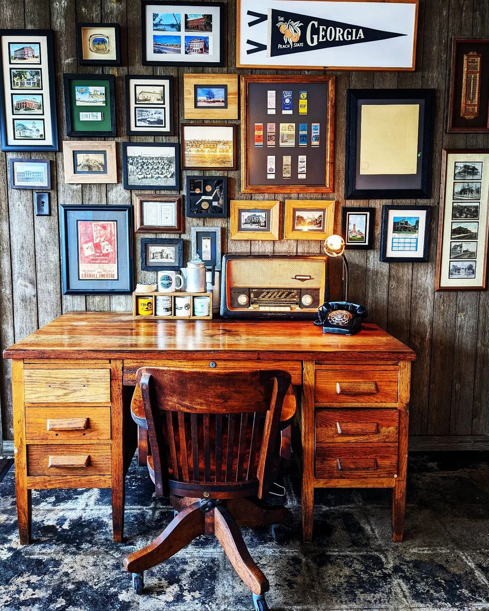 Frontierism tweet media