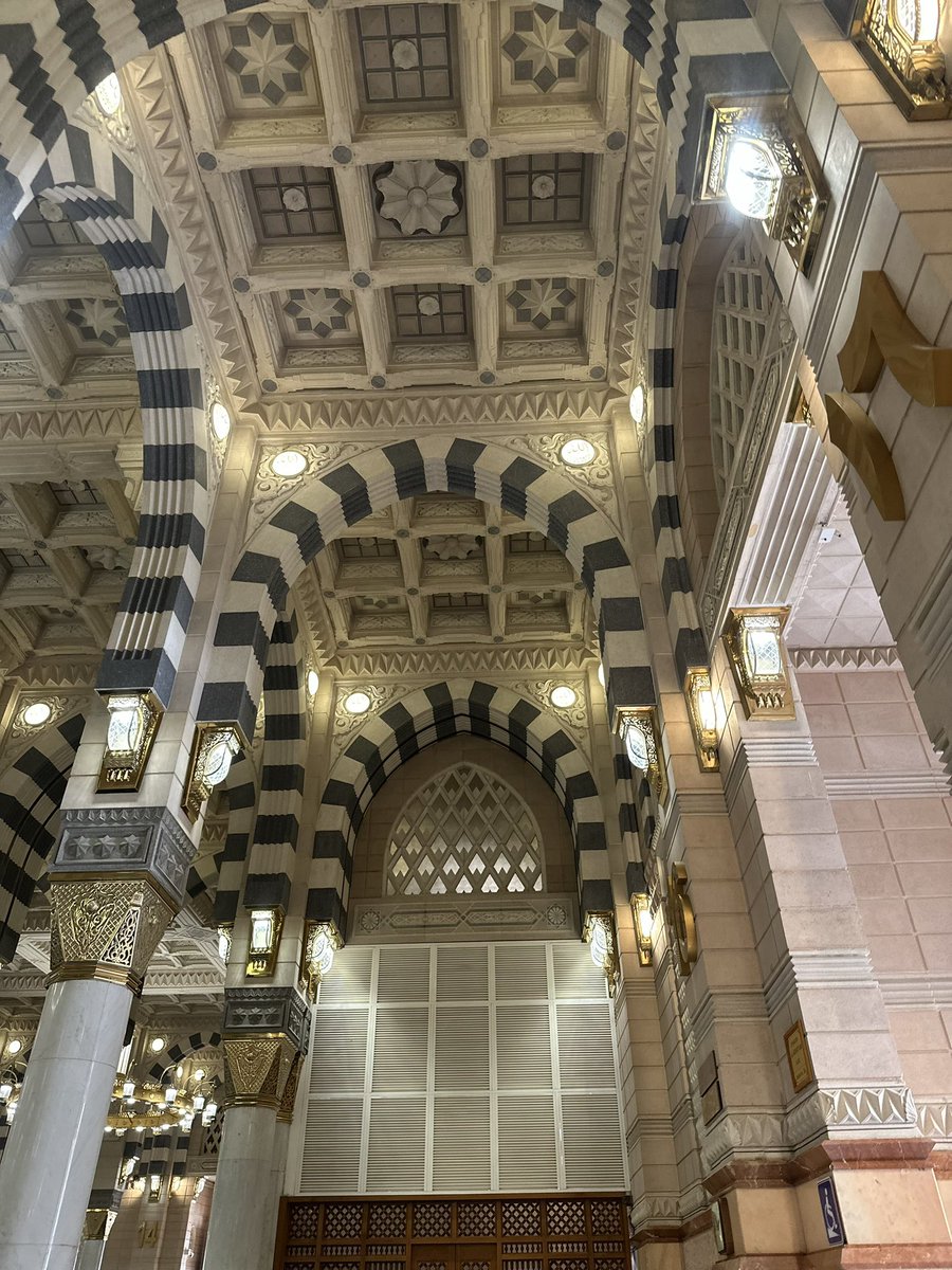 رنــا tweet media