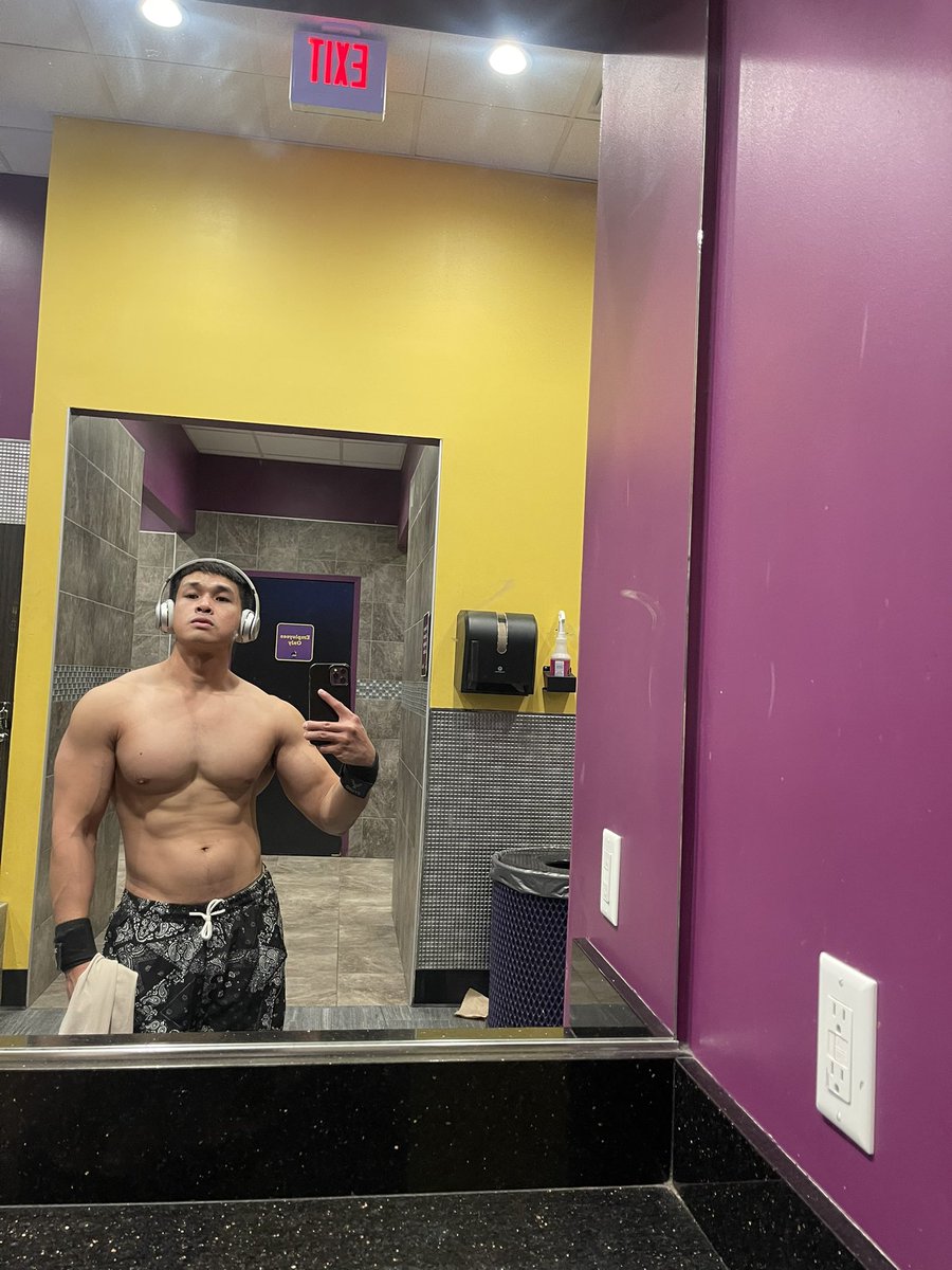 aythanFIT's tweet photo. Dumping it here.
Lean bulk journey.
Enjoying it so far.
Lift heavy and eat more https://t.co/AOLUqtMGQ5