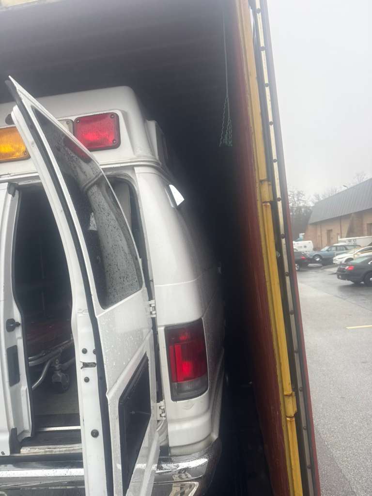 US Ambulances for Ukraine NFP tweet media