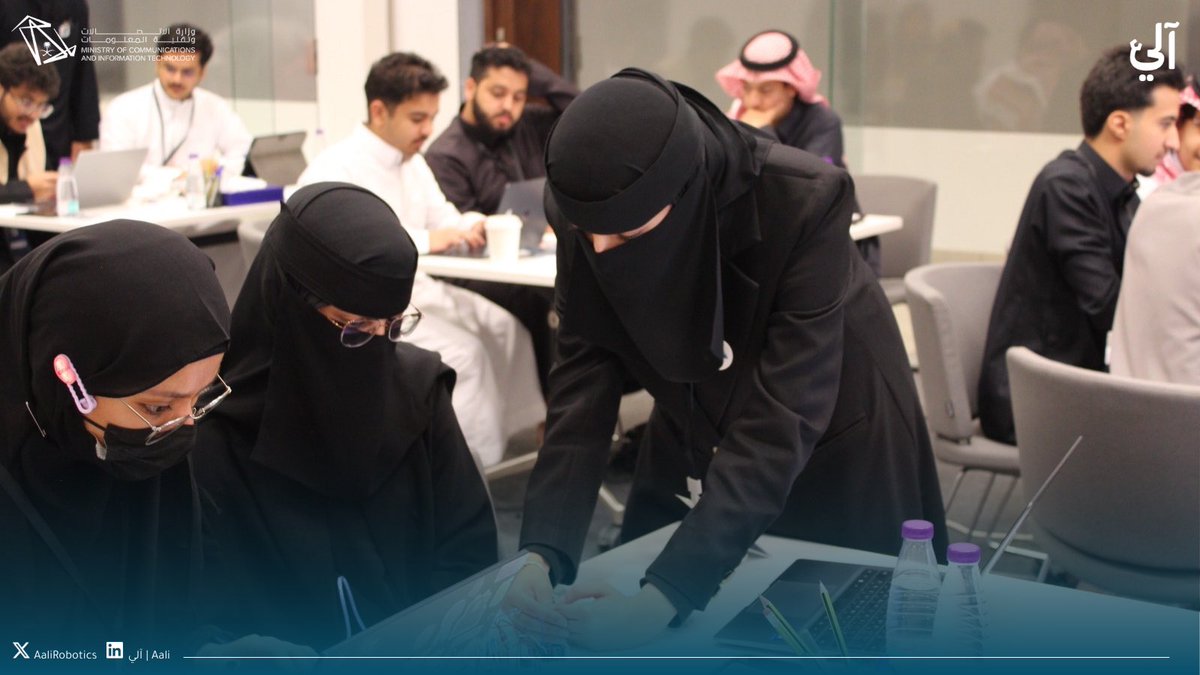 Aali | آلي tweet media