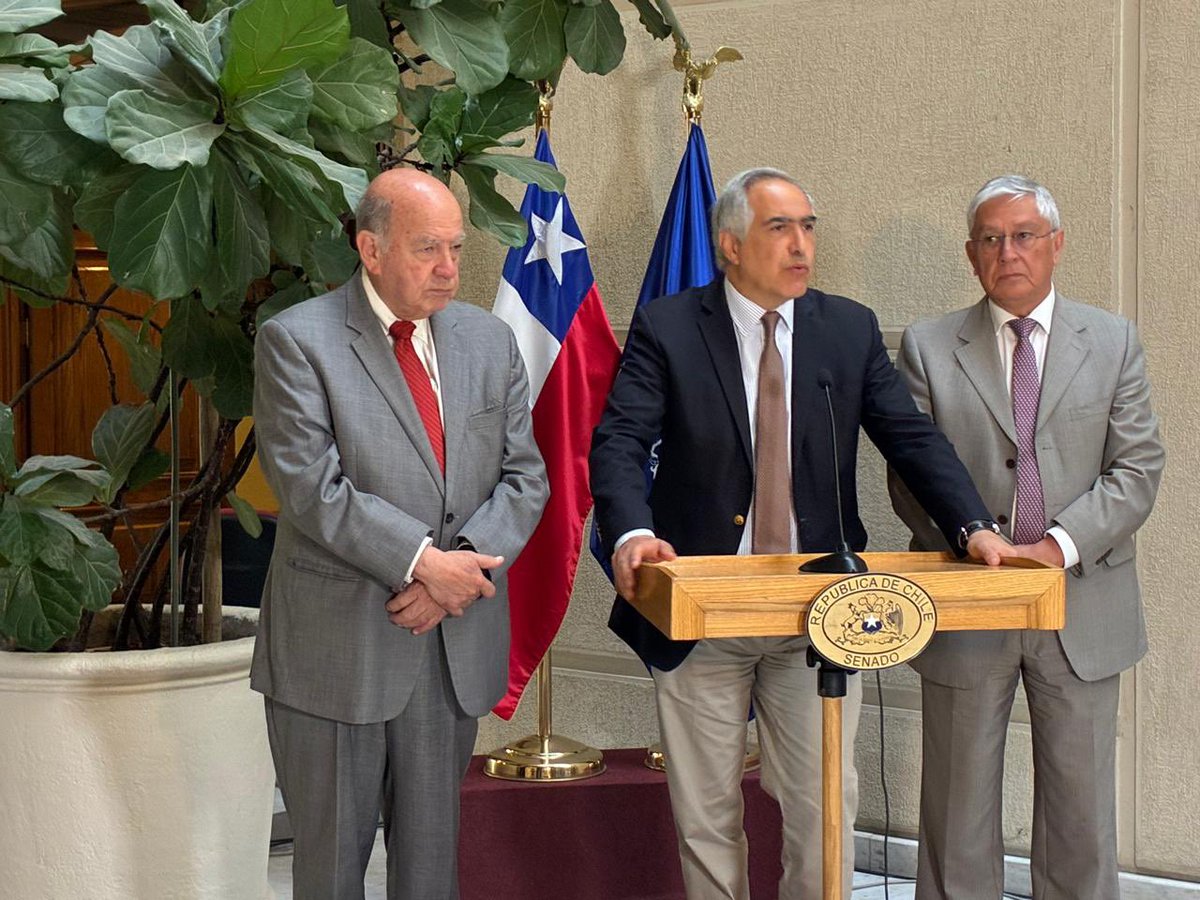 José Miguel Insulza tweet media