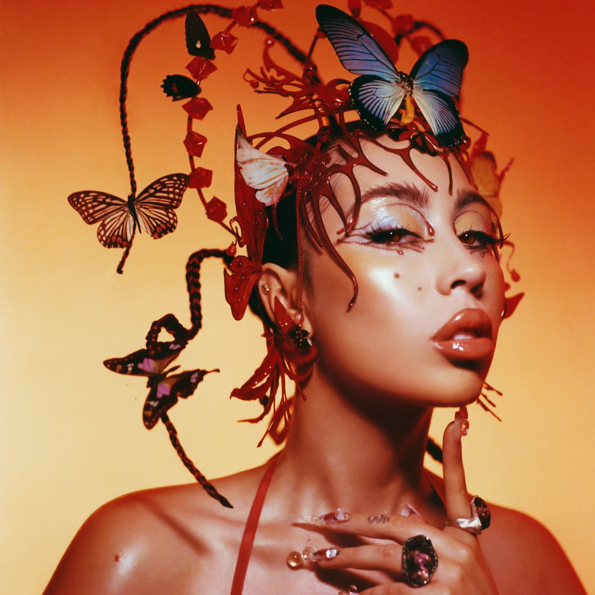 kalisarchive's tweet photo. kali uchis — red moon in venus, 2023 https://t.co/7ixXAcGpxn