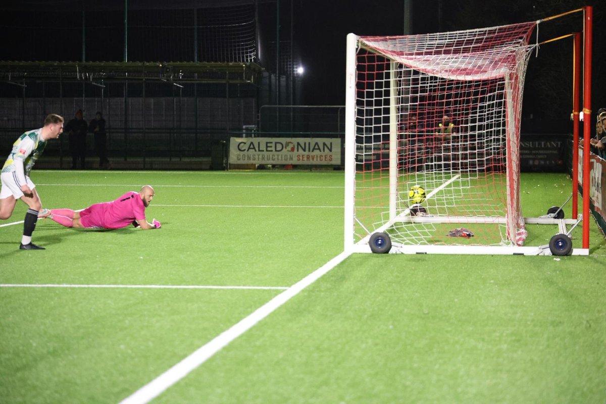 Hanworth Villa FC tweet media