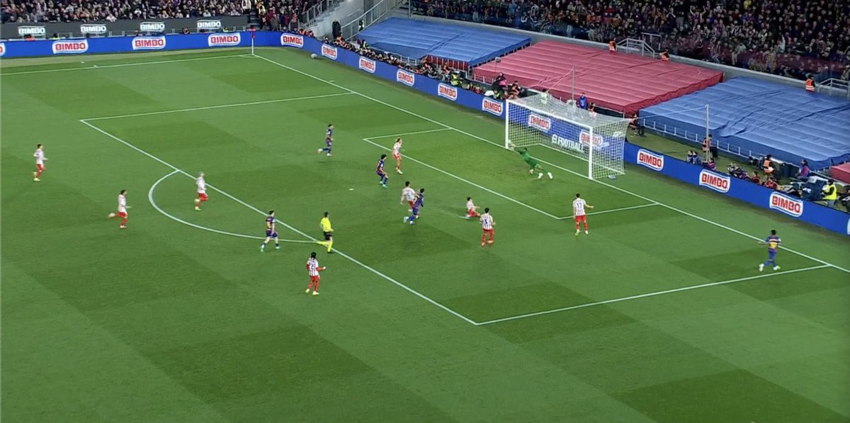 موسو حارس أتليتكو مدريد مجنووووووووووون