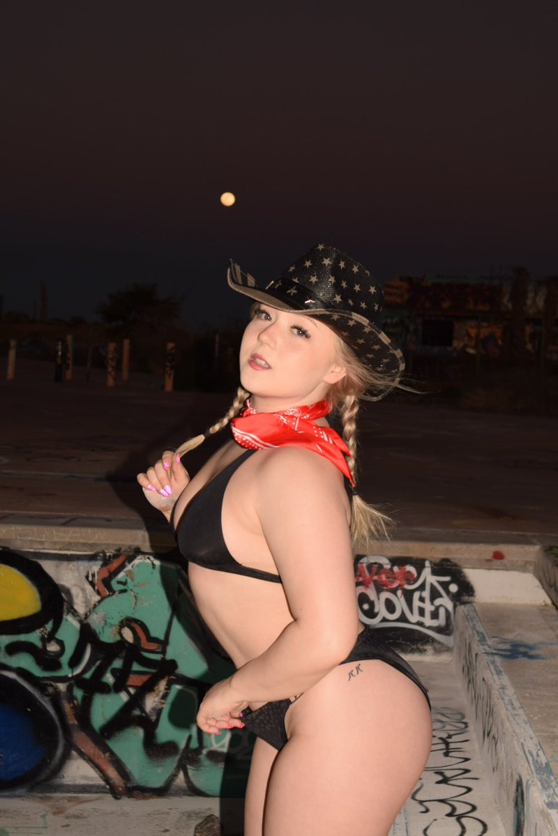 Lil Miss Eva Nyx 😋 tweet media