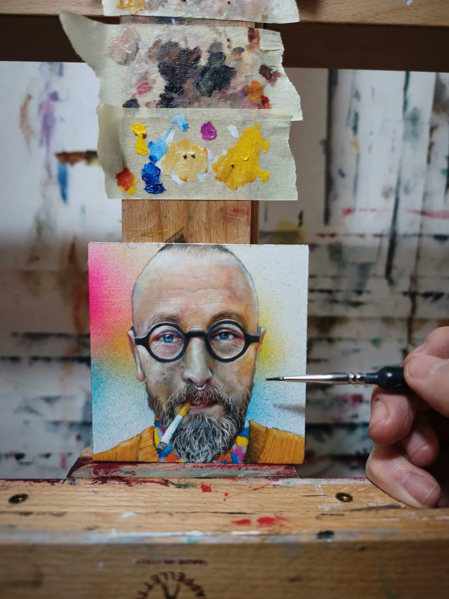 Silent sky doesn’t guarantee the next day.
Say what you feel. Do what you fear.

"Drangulije"
In progress, 10x9,5 cm oil on wood, 2026.

For upcoming solo exhibition at Dulčić Masle Pulitika @momadubrovnik

Model is @dran_gulije

#dubrovnik #art #artist #painting #artwork