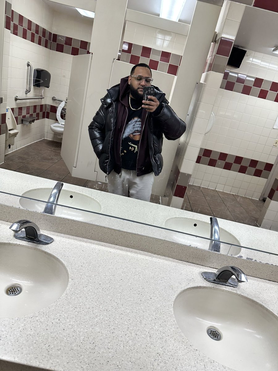 ℕ𝕒𝕟𝕕𝕠𝔽 tweet media