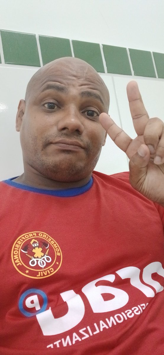 FczPixote's tweet photo. Falta pouco 02 🚒🧯🔥🧑‍🚒 https://t.co/WeTYVODGr7