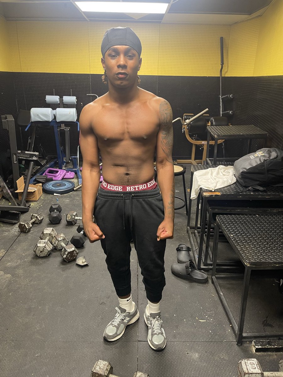 𝐋𝐚𝐫𝐫𝐲 𝐇𝐚𝐦𝐩𝐭𝐨𝐧 𝐀𝐊𝐀“𝐊𝐈𝐋𝐋𝐀“🥊 tweet media