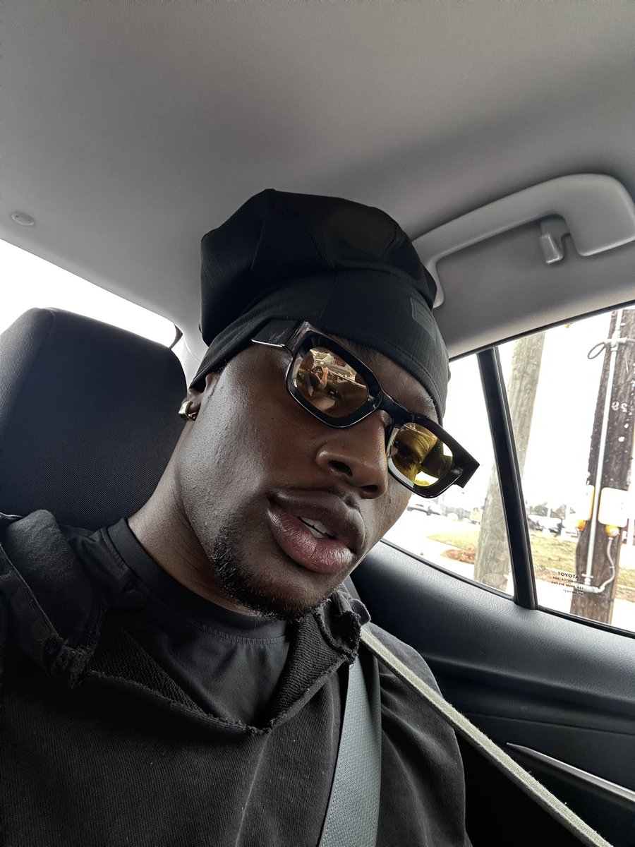 iamjaiwill's tweet photo. When the barber fine>>> https://t.co/ElepNkvx0m