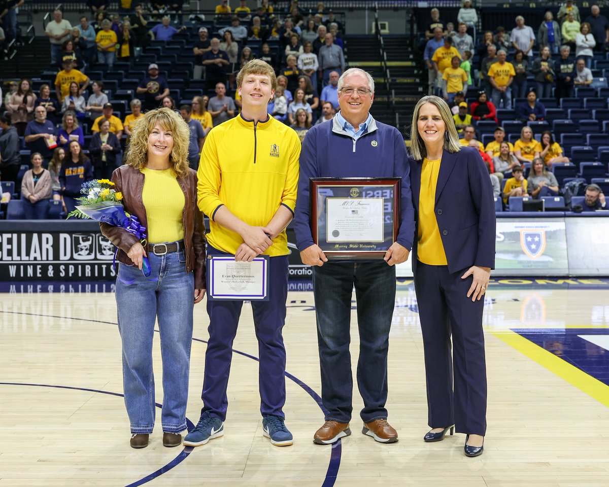 RacersWBB's tweet photo. Looking back at Senior Day celebrations 🫶

#GoRacers🏇 https://t.co/FvRlWyIEXf