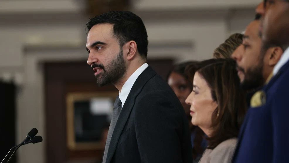 SienaResearch tweet media