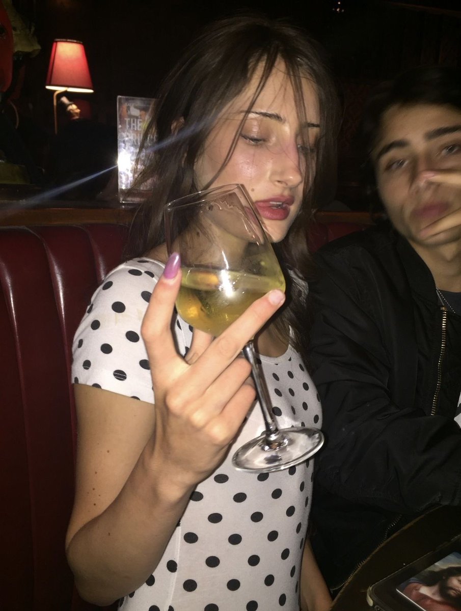 conceal archive tweet media