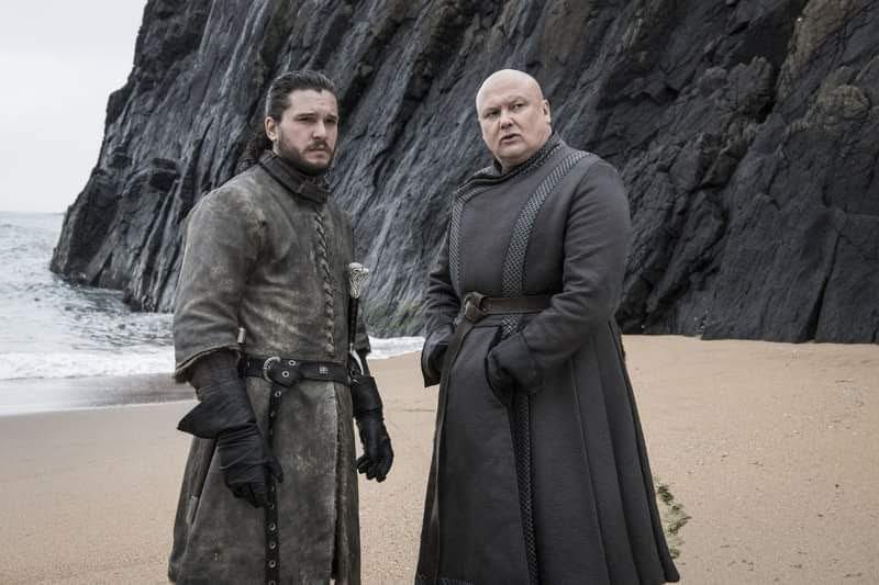 mrk1__'s tweet photo. Lord Varys içten içe John Snow'u demir tahta oturtmaya çalışıyordu. Bunun için her fırsatı değerlendirdi. https://t.co/dPgjb3gfTy