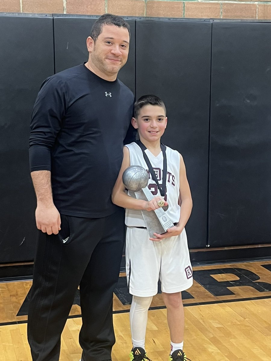 Daniel Barker tweet media