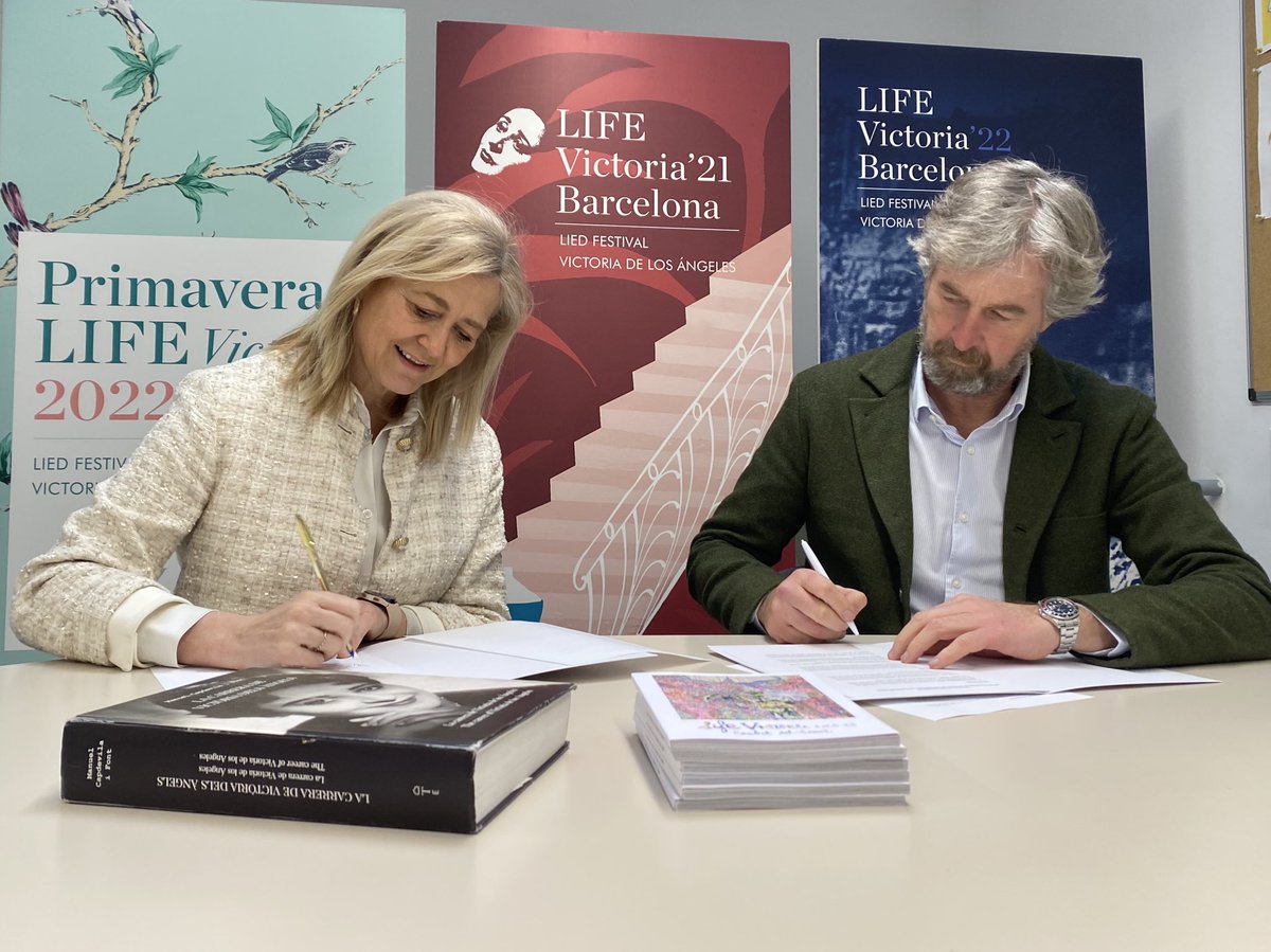 VictoriadelosÁngeles tweet media