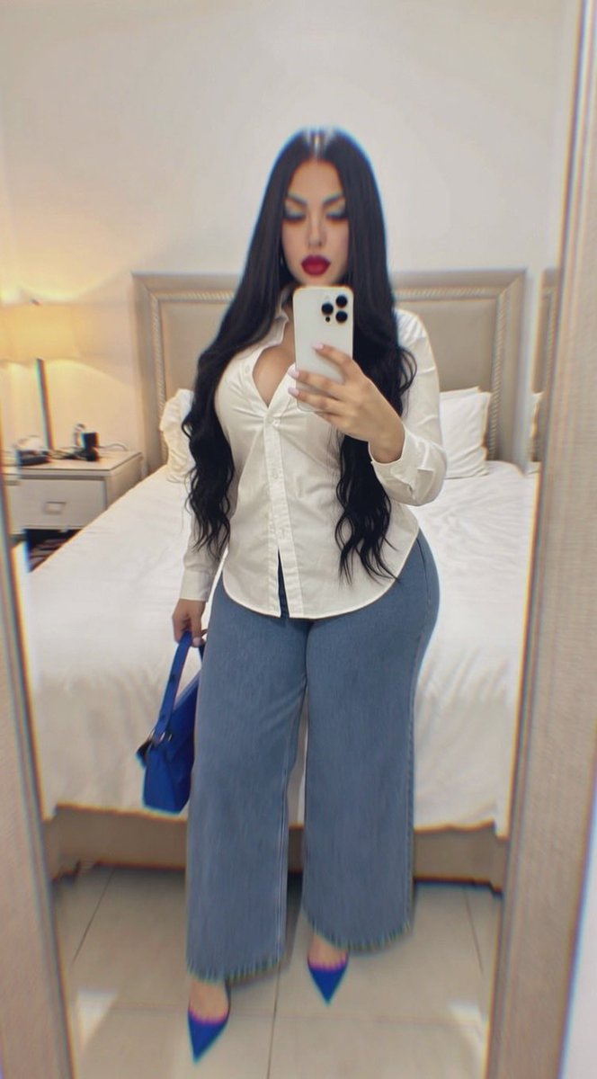 PrettyPauu33's tweet photo. 1 o 2 ?💋 https://t.co/OBxofUKyEp