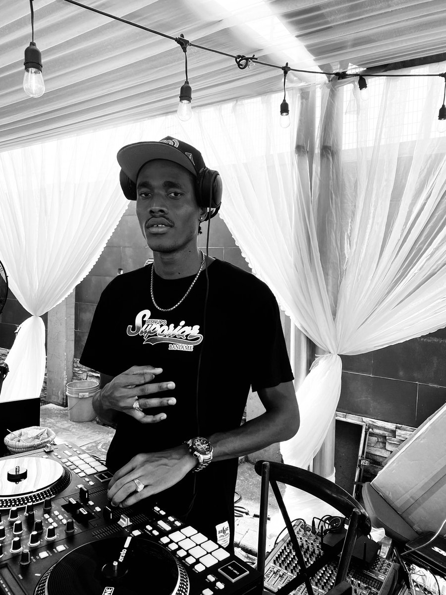 Dj_BreezyMillz's tweet photo. Take two. ♟️ https://t.co/JYphqrX940