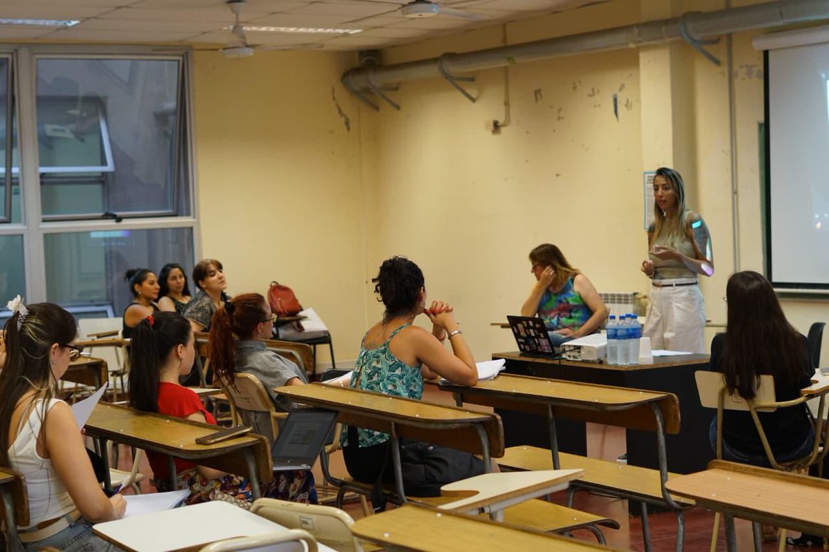 TrabajoPBA's tweet photo. El Ministerio de Trabajo participó en una jornada de intercambio en la Facultad de Ciencias Sociales (UBA), junto a la carrera de Relaciones del Trabajo. https://t.co/HeY3sfaRoo