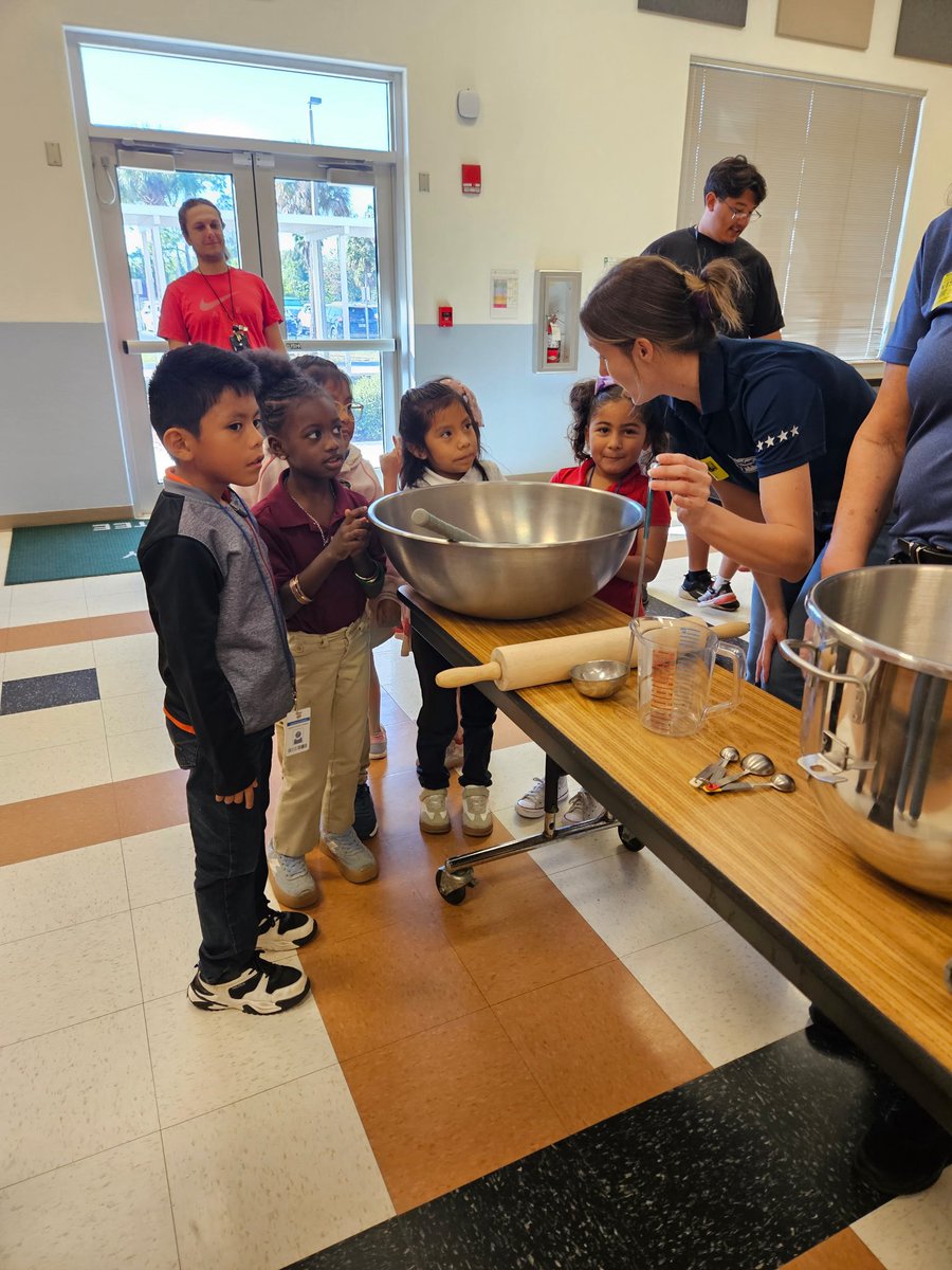 Manatee Elementary tweet media