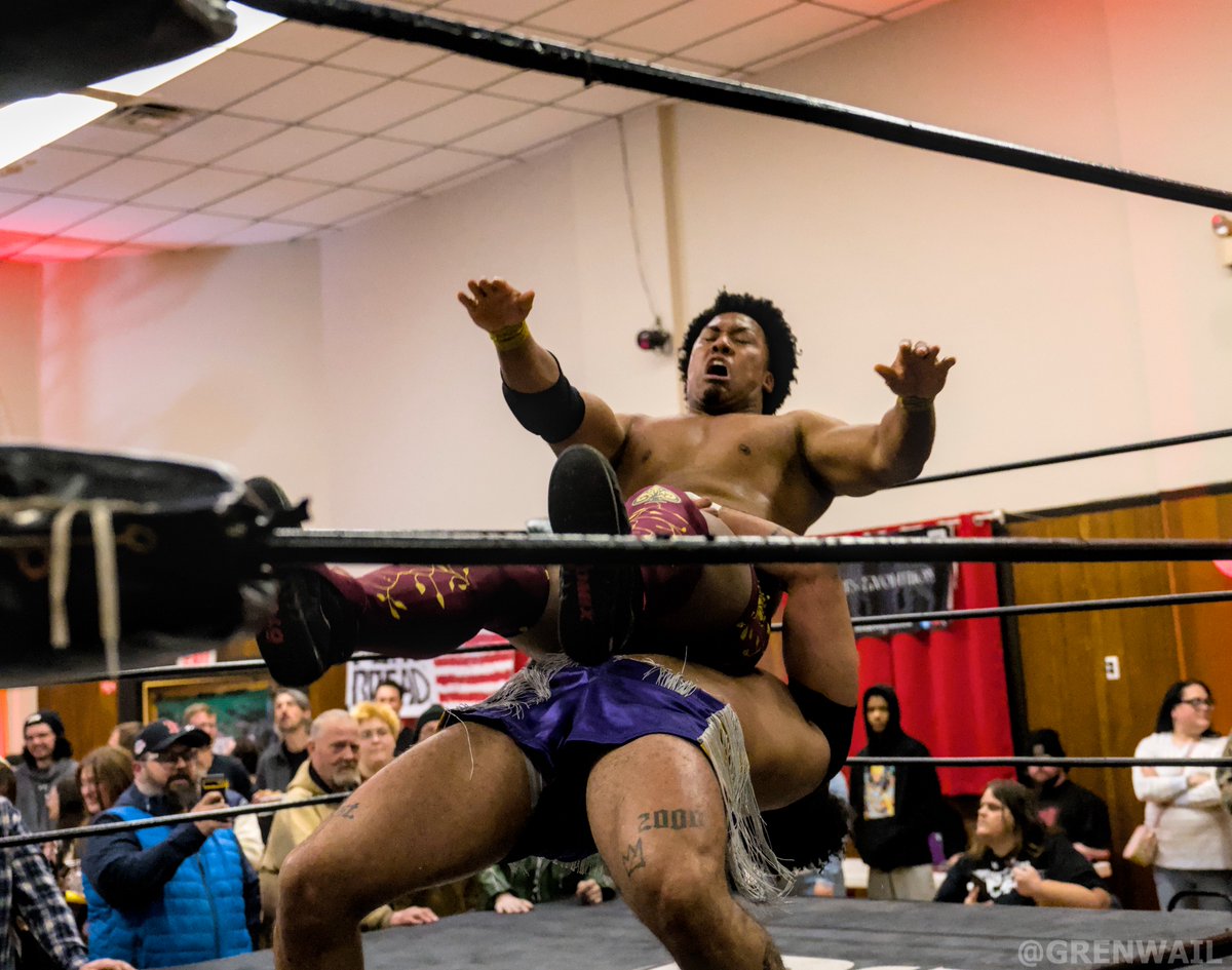 Grenwail tweet media