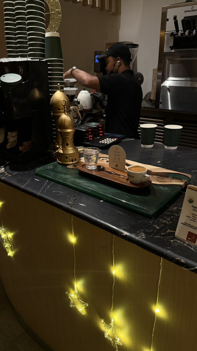 Hasan AlBuainain tweet media