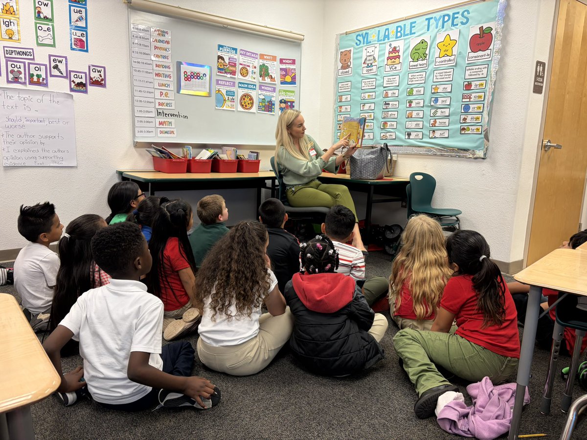 Manatee Elementary tweet media