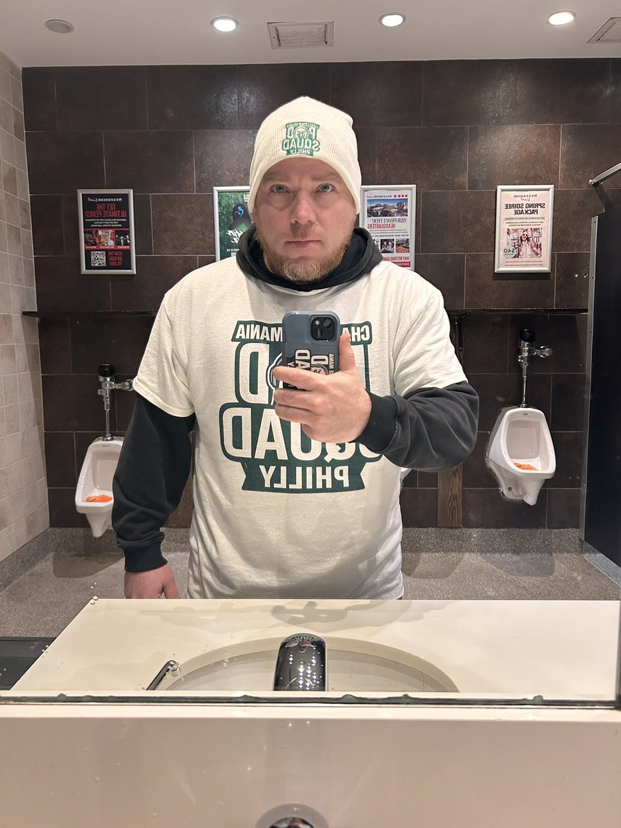 Tell me youre in Philly for a#ChallengeMania Night at the 76ers game without telling me… <a href="/SHOTOFYAGER/">Scott Yager</a> <a href="/DerrickMTV/">Derrick Kosinski</a> <a href="/TheMarkLong/">Mark Long</a> <a href="/JayGMTV/">Jay G</a>