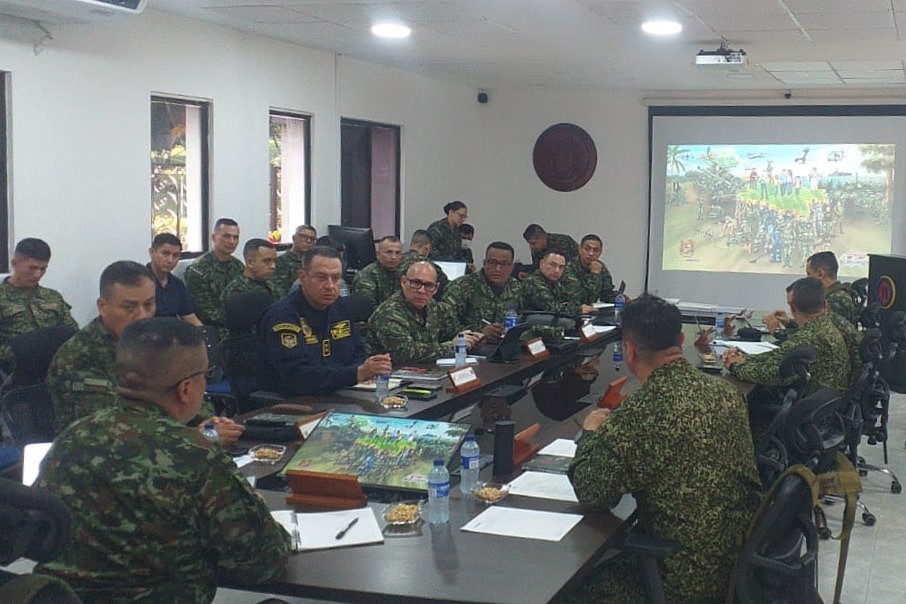 Fuerza Naval de la Amazonía tweet media