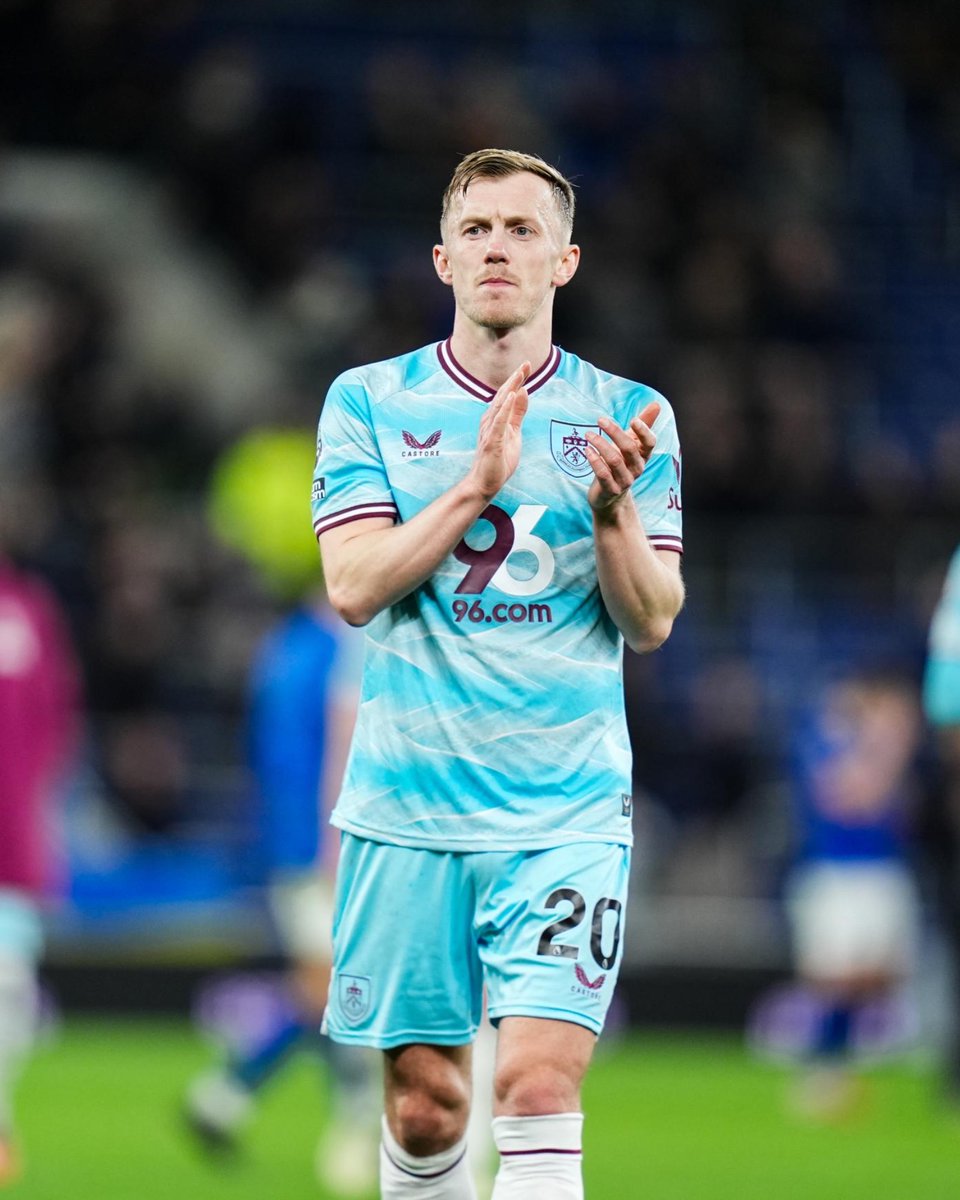 Burnley FC tweet media