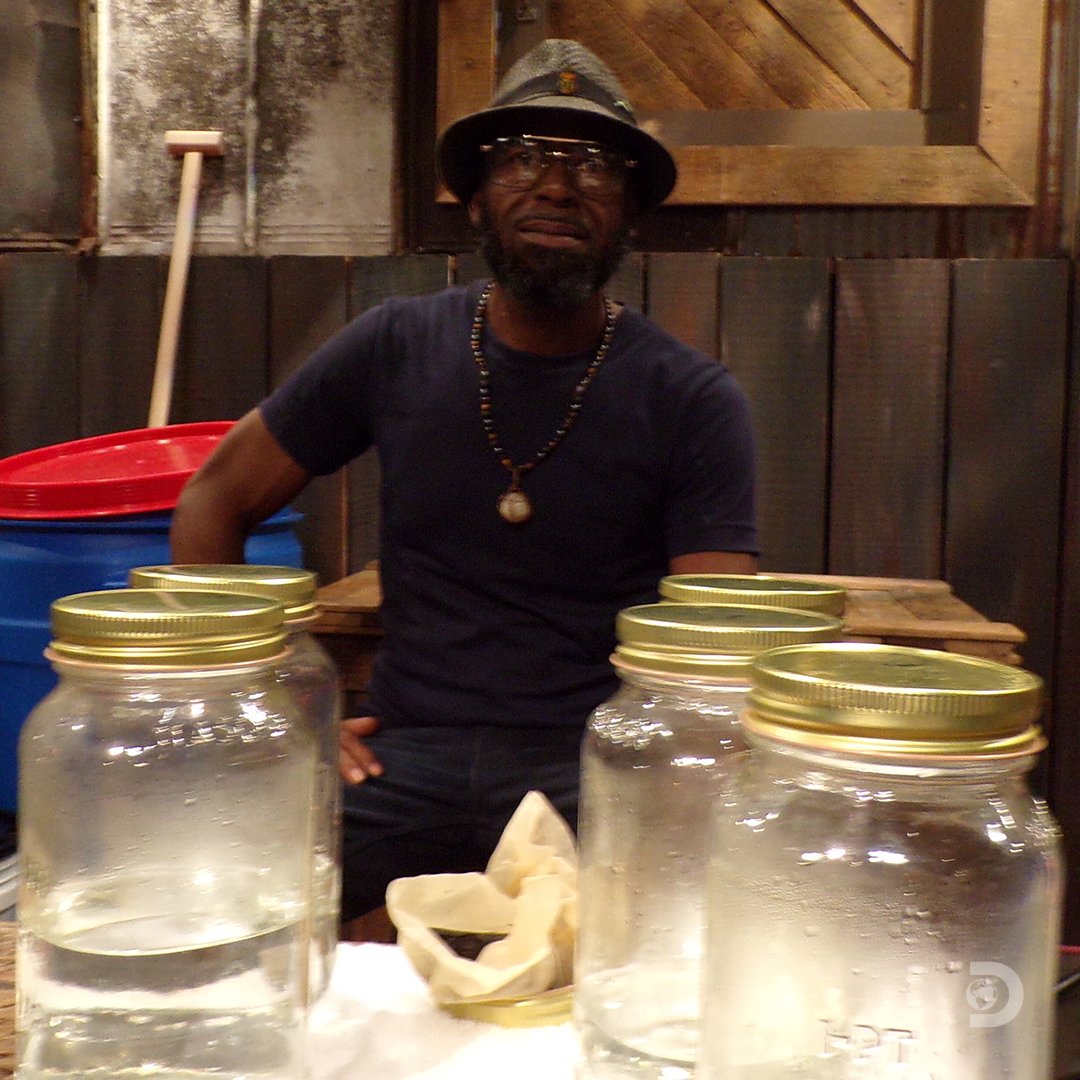 Moonshiners tweet media