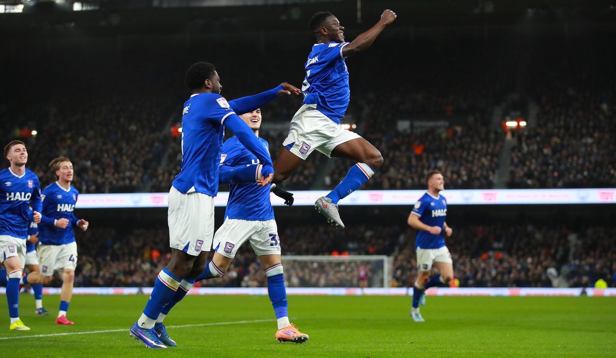 Ipswich Town tweet media