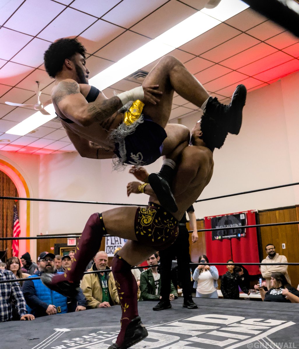 Grenwail tweet media