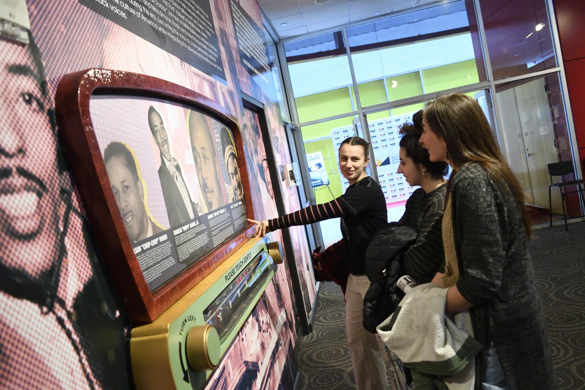 Johns Hopkins Connects tweet media