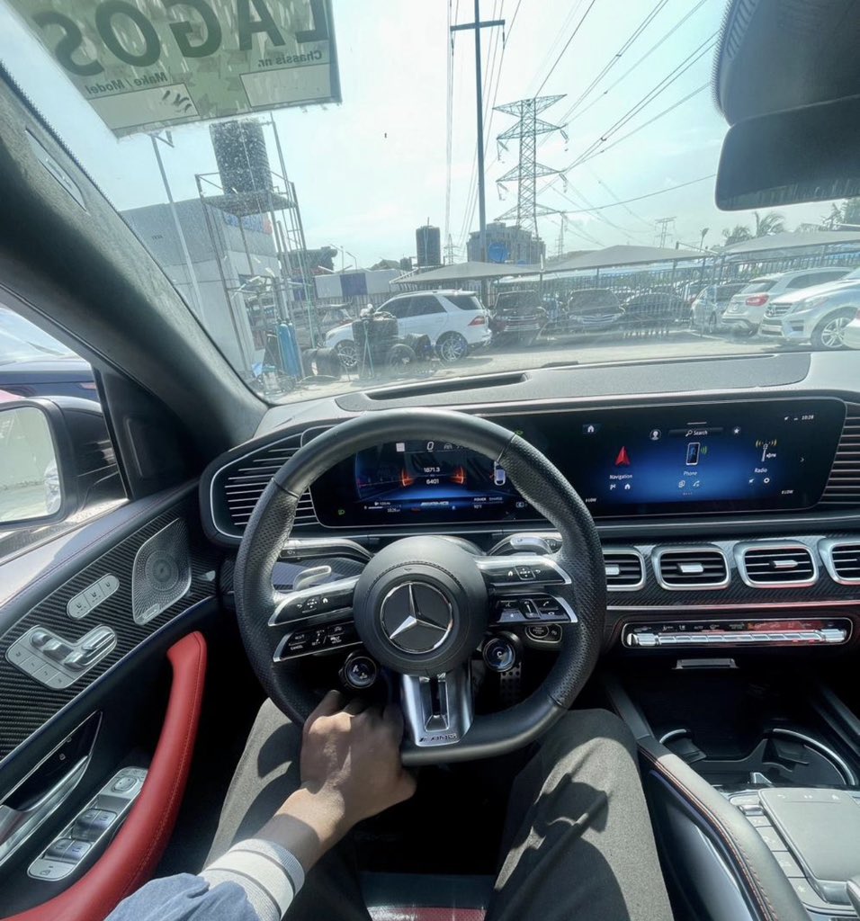 YL_IN_LAGOS tweet media