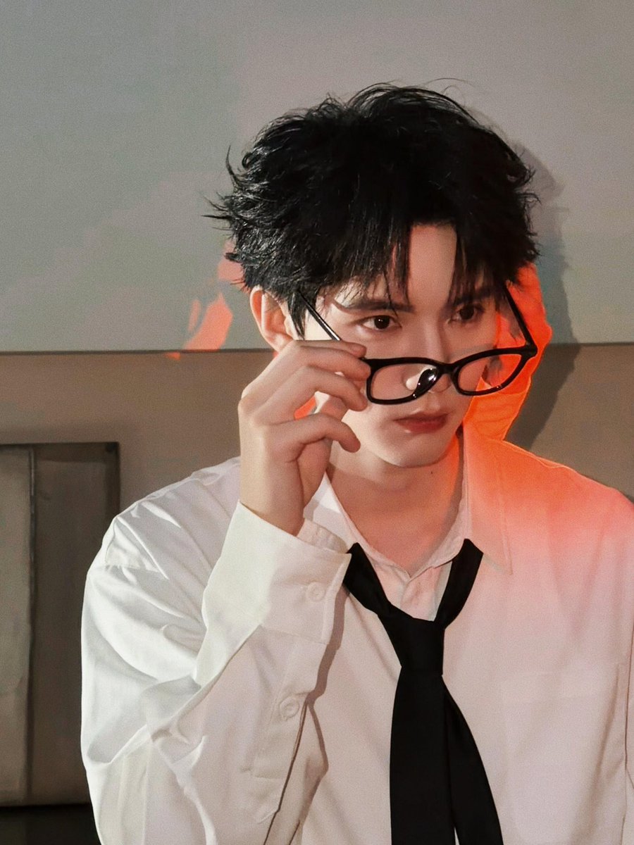 Yiranx's tweet photo. Since ancient times, the demon sect has always produced charming men. https://t.co/CbQq3Kiu1x