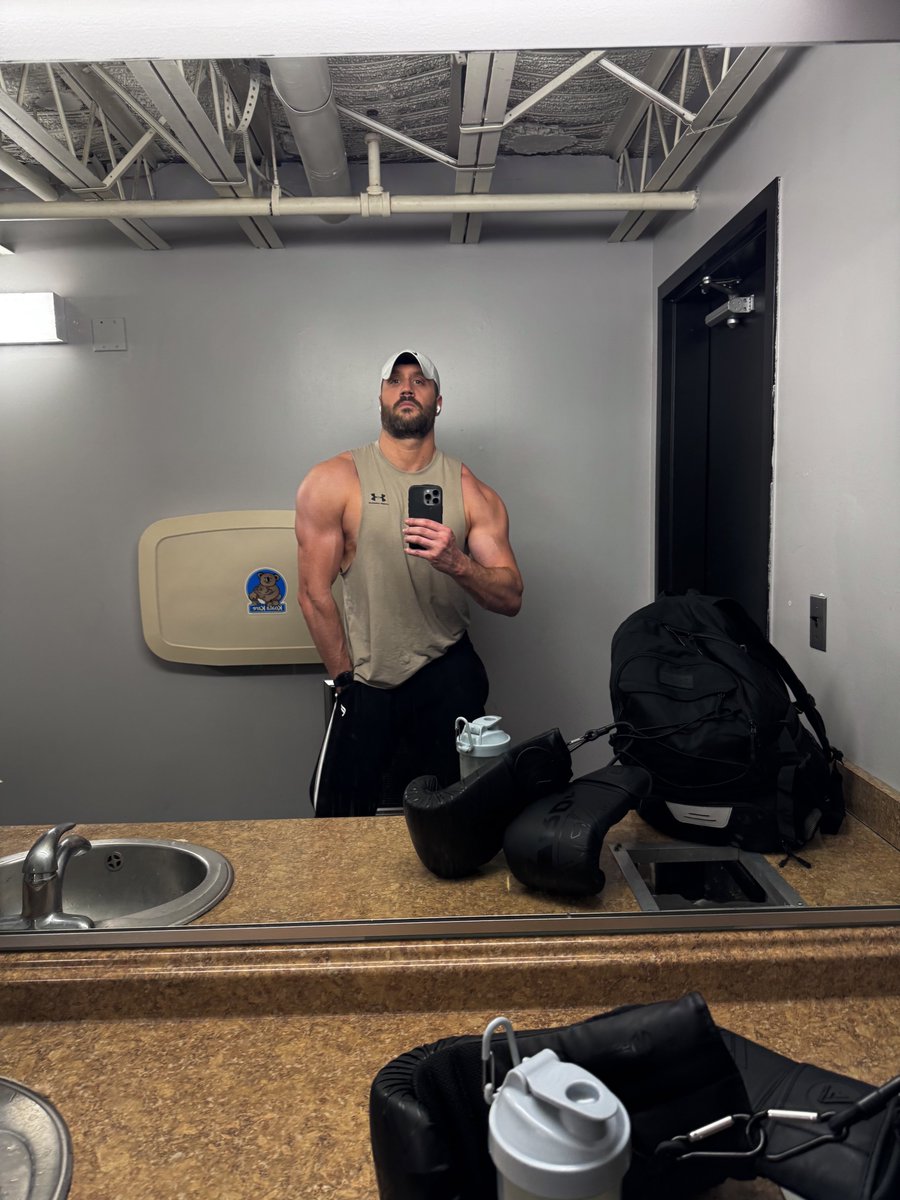 Andrew tweet media