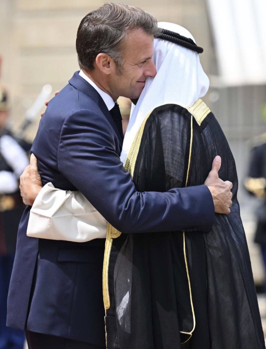 ASK KUWAIT tweet media