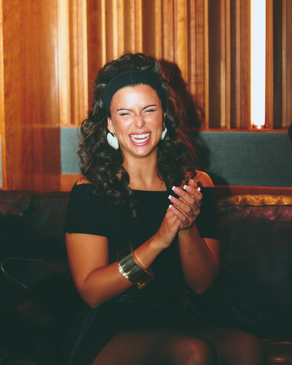 Marc Anthony tweet media