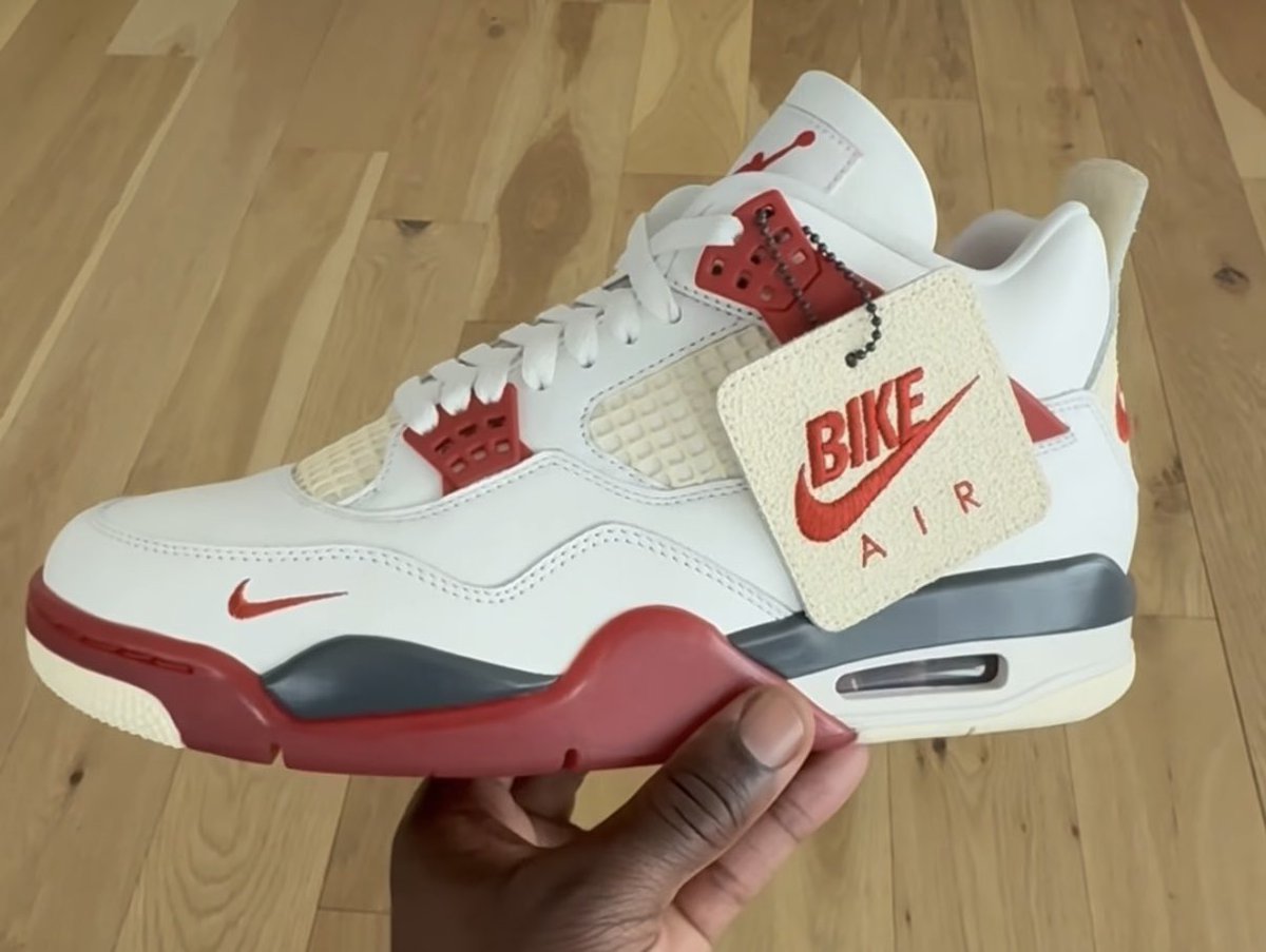 Are they IDENTICAL? No. Are they VERY SIMILAR? Absolutely. If you like/love these “Brick after Bricks,” I love that. Everyone should love whatever they love. But people acting like these shts DONT look super alike, w/ MINOR DIFFERENCES, are just being dense.