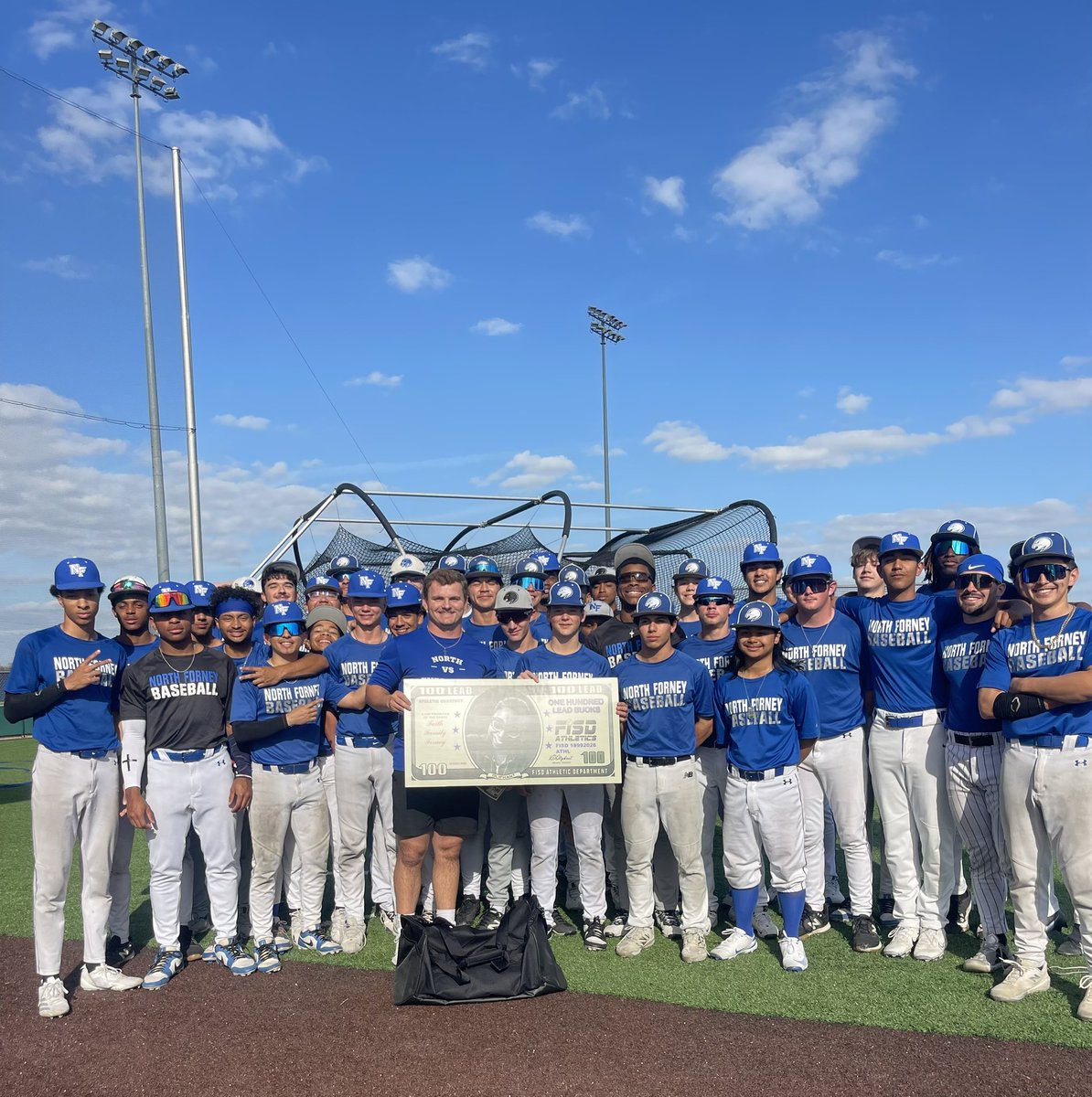 ForneyAthletics's tweet photo. 🥁🥁🥁…
🏆 March LEAD Coach of the Month           
⭐️ Conner Wyatt
🔵 North Forney HS
⚾️ Baseball Varsity Assistant 
Catch him this month on our One2Six podcast!
@NFHS_TrueNorth @CoachShavers @NFBaseball @Conner_Wyatt28 https://t.co/jqgZPWX6CJ