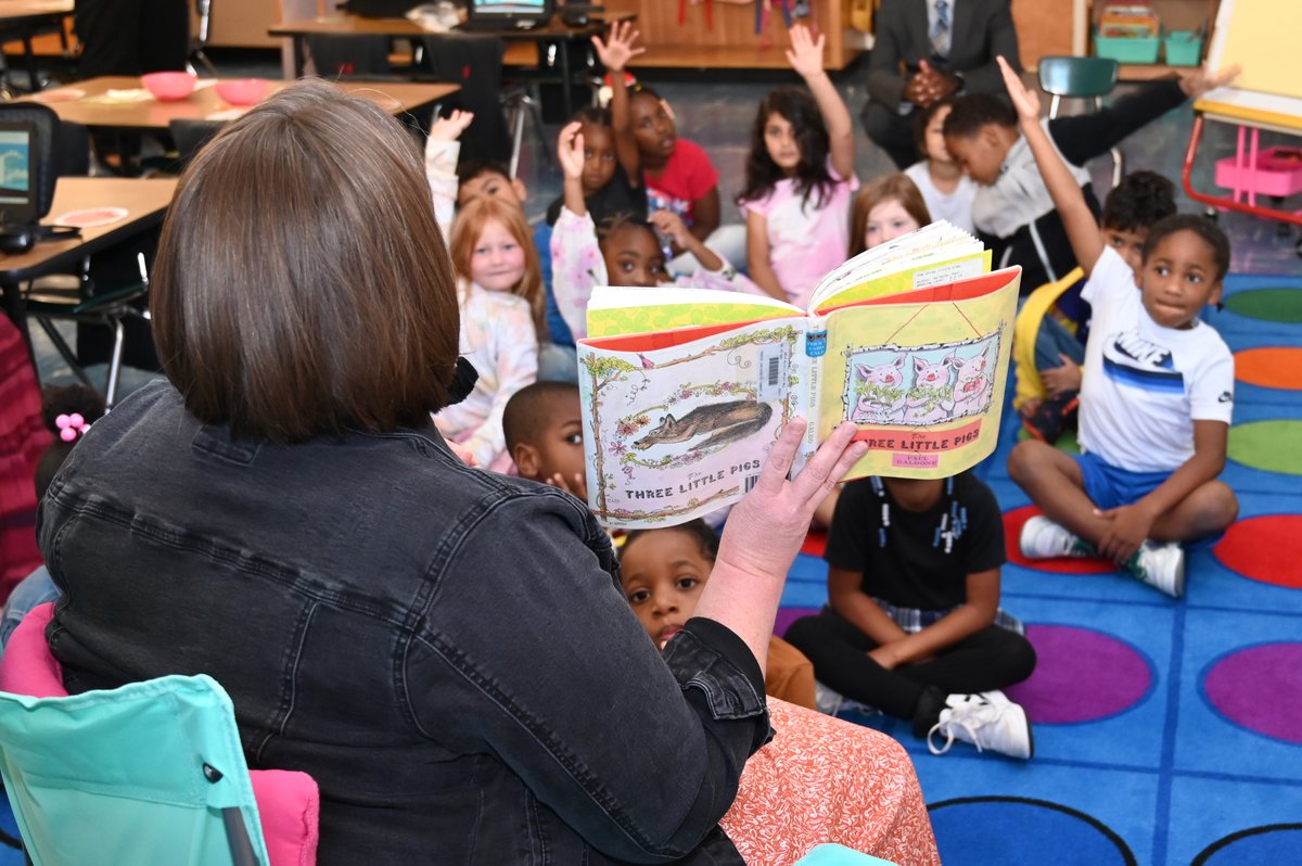 Henry County Schools tweet media