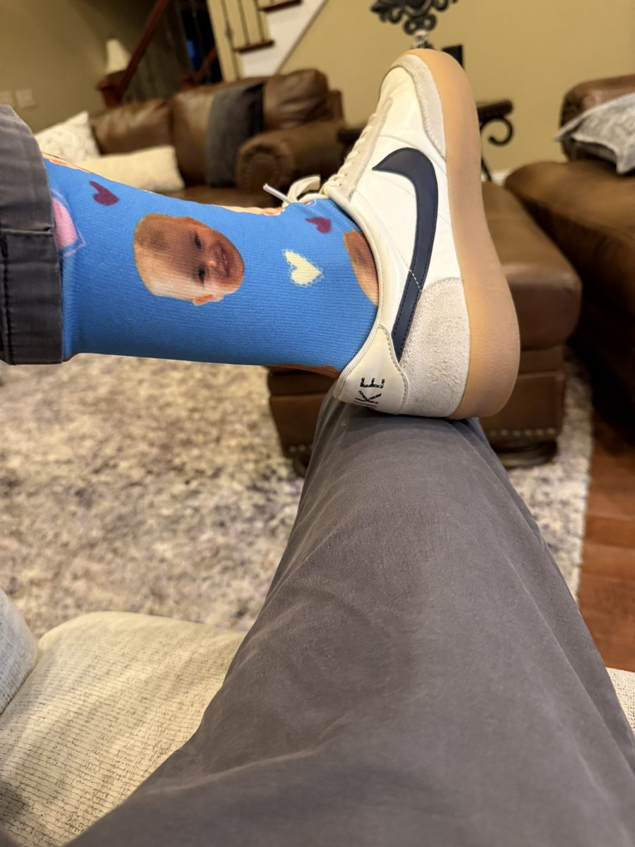 Logan Sharp tweet media