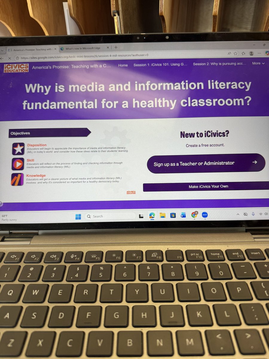 AmandaCree307's tweet photo. Another great session with Angela Clay and ICivics! I enjoyed the discussion about students and social media use. 
@KEDCGrants @Promise_Leaders https://t.co/QpLV82zOwS