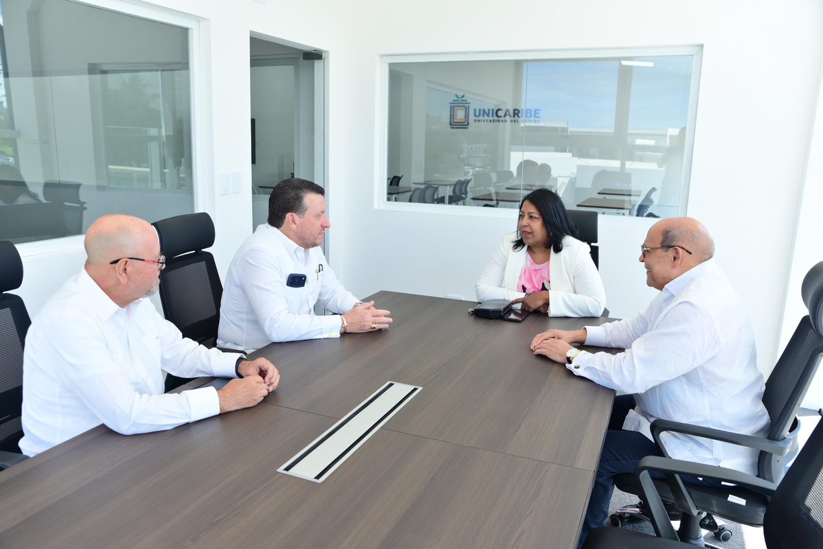 Universidad del Caribe tweet media